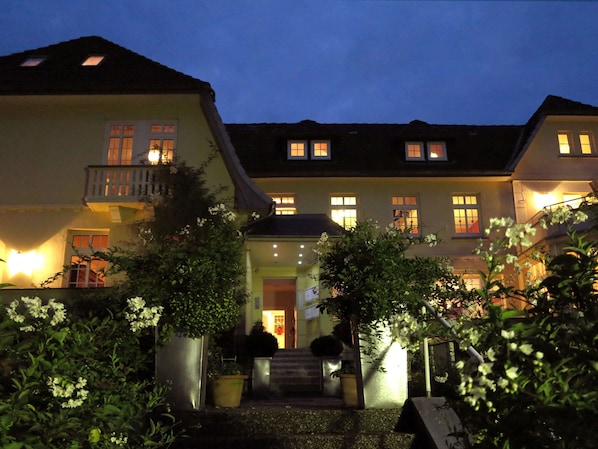 Classic Apartment, 2 Bedrooms | Exterior