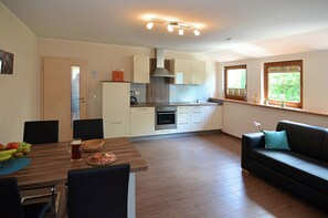 Private kitchen - Modern Apartment in Eslarn With Lake Near (Eslarn)