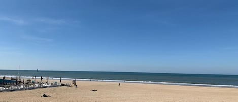 Apartamento clássico, 3 quartos | Vista da propriedade