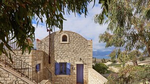 Unclassified image, 3 of 182, button - New Beautiful Complex With Villa's and App., big Pool, sea Views, SW Crete (Faistos)