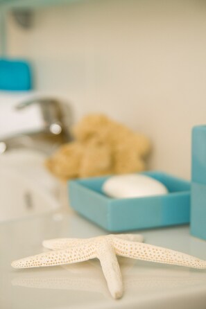 Villa Confort, 3 habitaciones | Baño | Secador de pelo