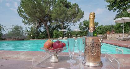 Cozy Holiday Home With Pool in Sienna Italy