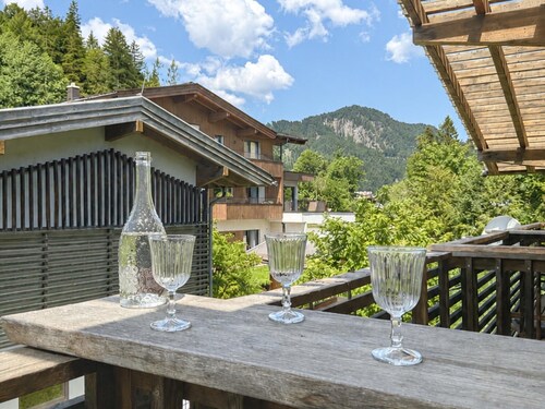 Chalet With 2 Apartments in Kirchberg