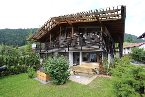 Chalet With 2 Apartments in Kirchberg