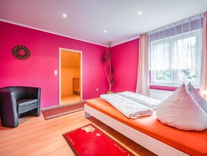 10 室のベッドルーム、客室ごとに異なるインテリア