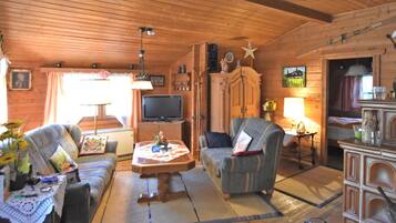 Rumah Klasik, 2 kamar tidur | Ruang keluarga