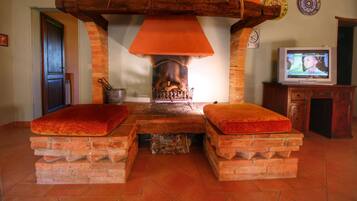 Comfort House, 2 Bedrooms | Interior detail