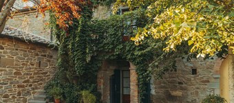 Rustic Farmhouse in Cortona With Swimming Pool