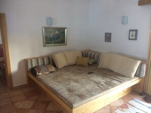 Chalet Deluxe, 4 chambres | Salle de séjour