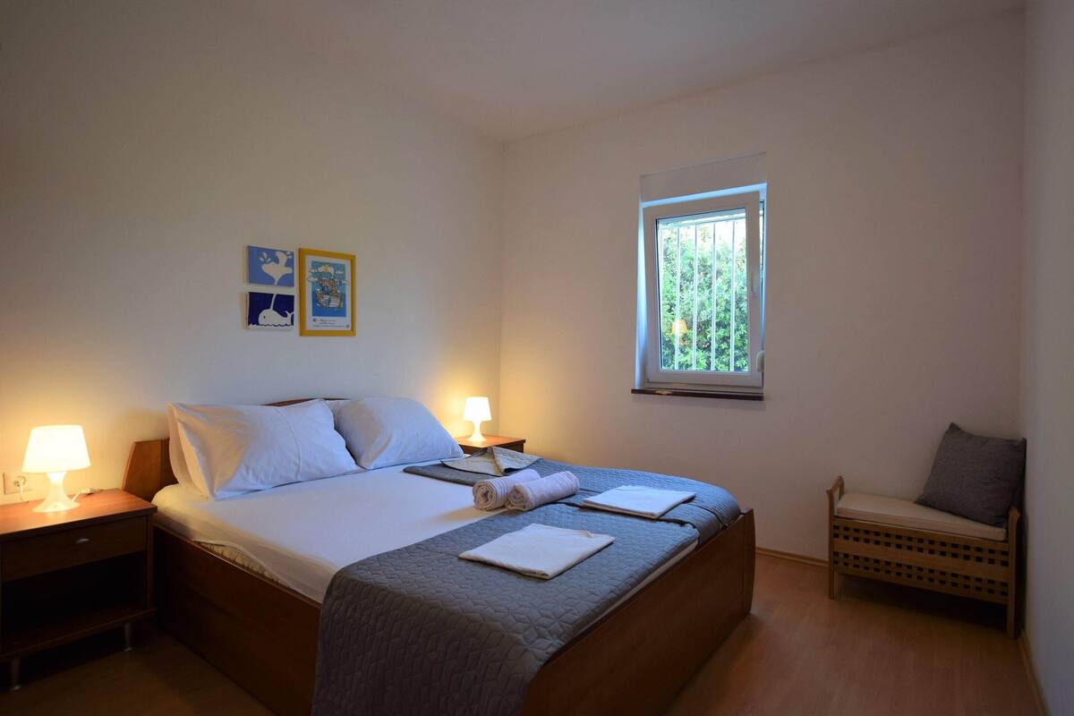 Classic House, 3 Bedrooms | 12 bedrooms, individually furnished, bed sheets