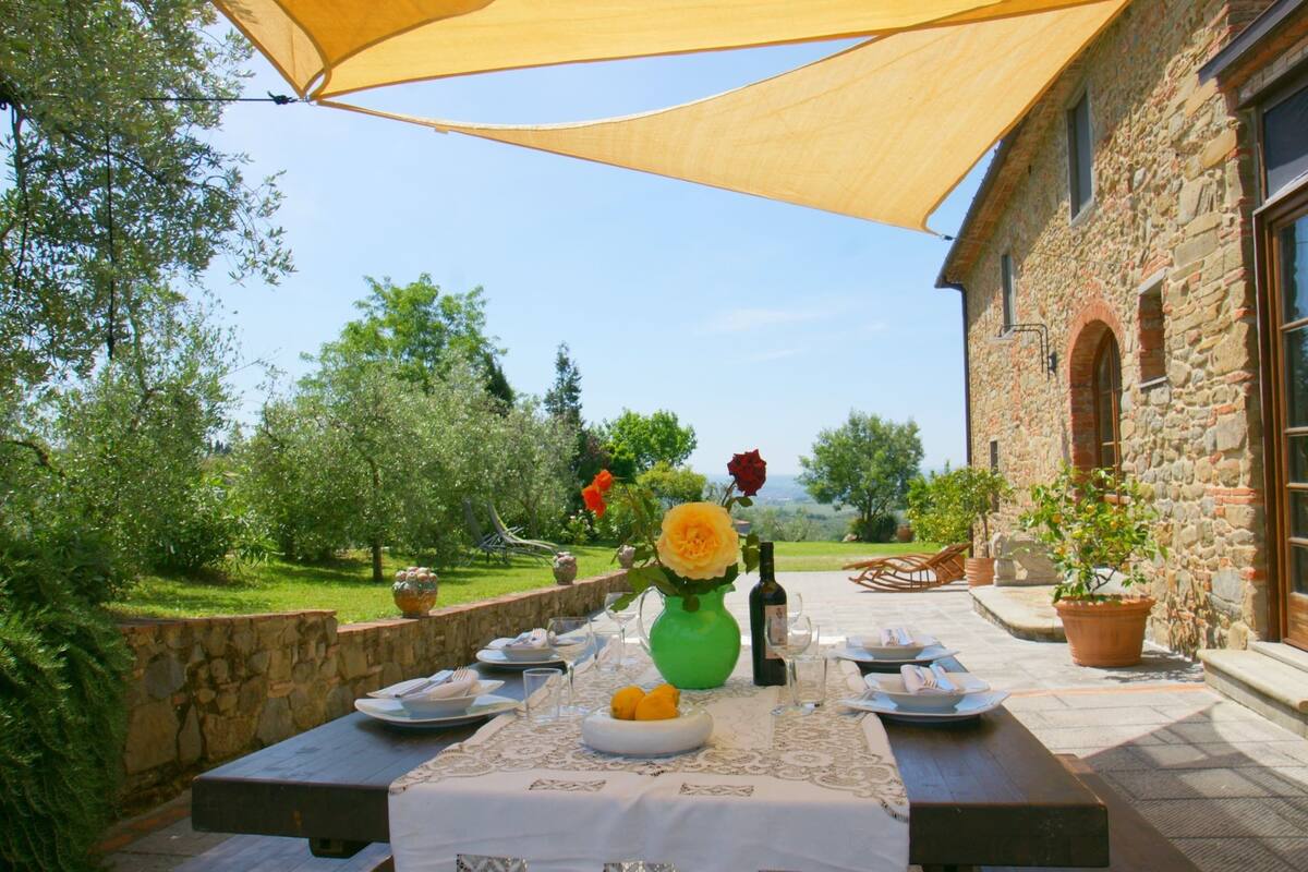 Deluxe House, 3 Bedrooms | Outdoor dining