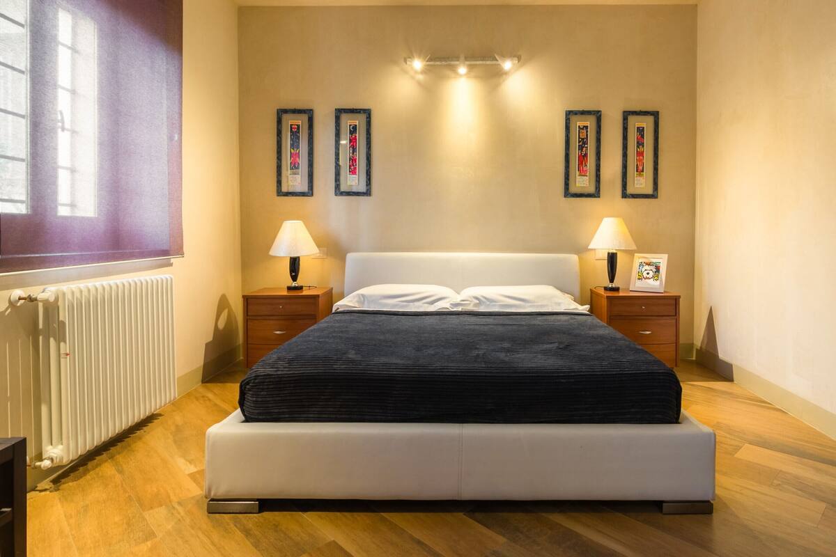 Comfort House, 1 Bedroom | 7 bedrooms, individually furnished, iron/ironing board, bed sheets