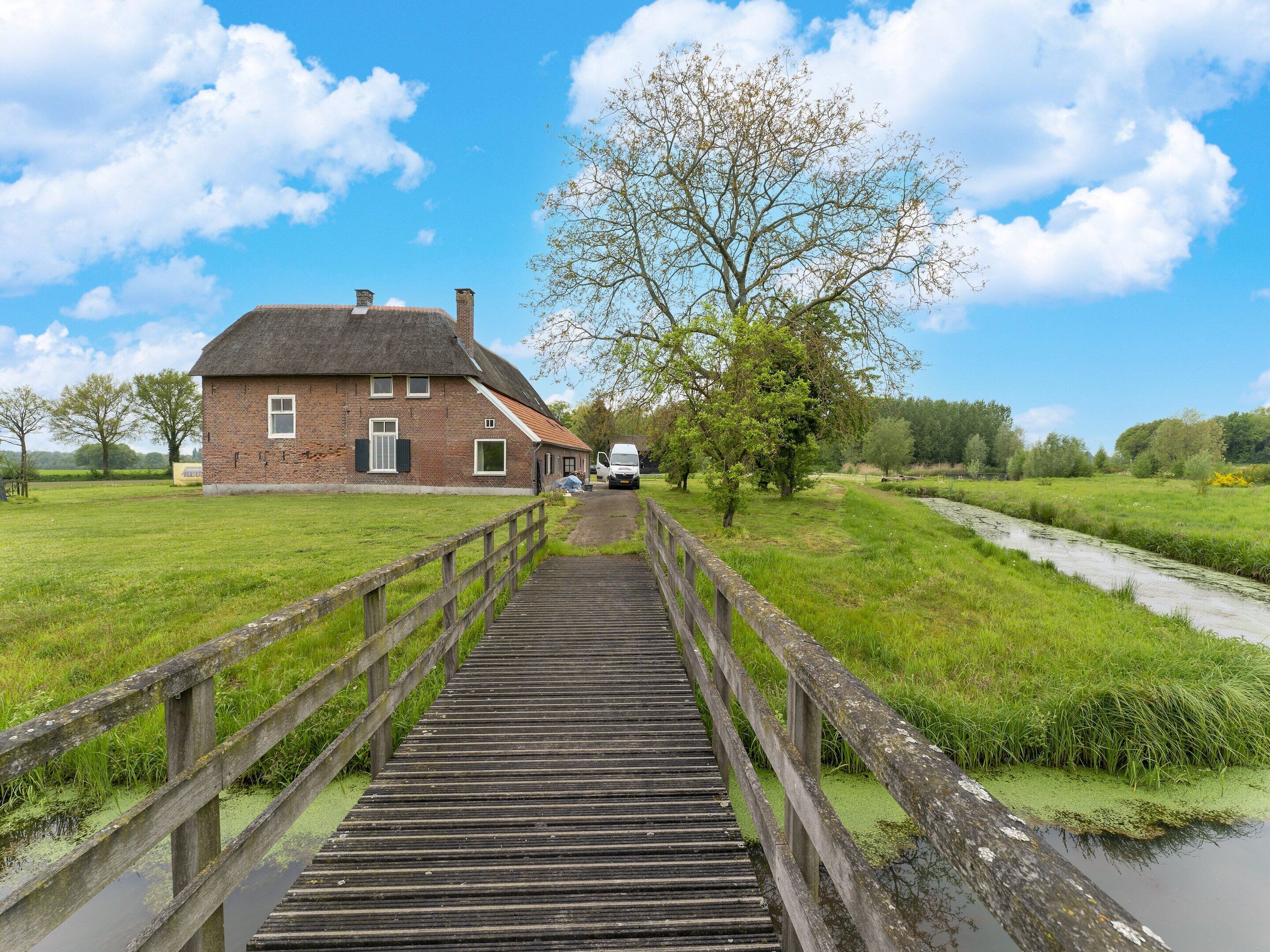 Comfort House, 5 Bedrooms | Reception