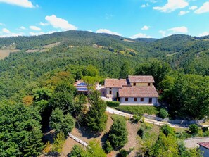 Exterior - Country Cottage in Marche With Swimming Pool (Apecchio)
