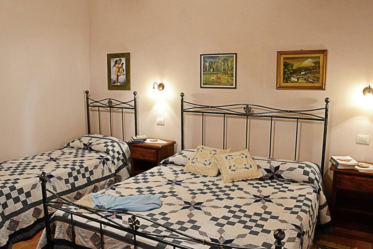 Classic Cottage, 2 Bedrooms