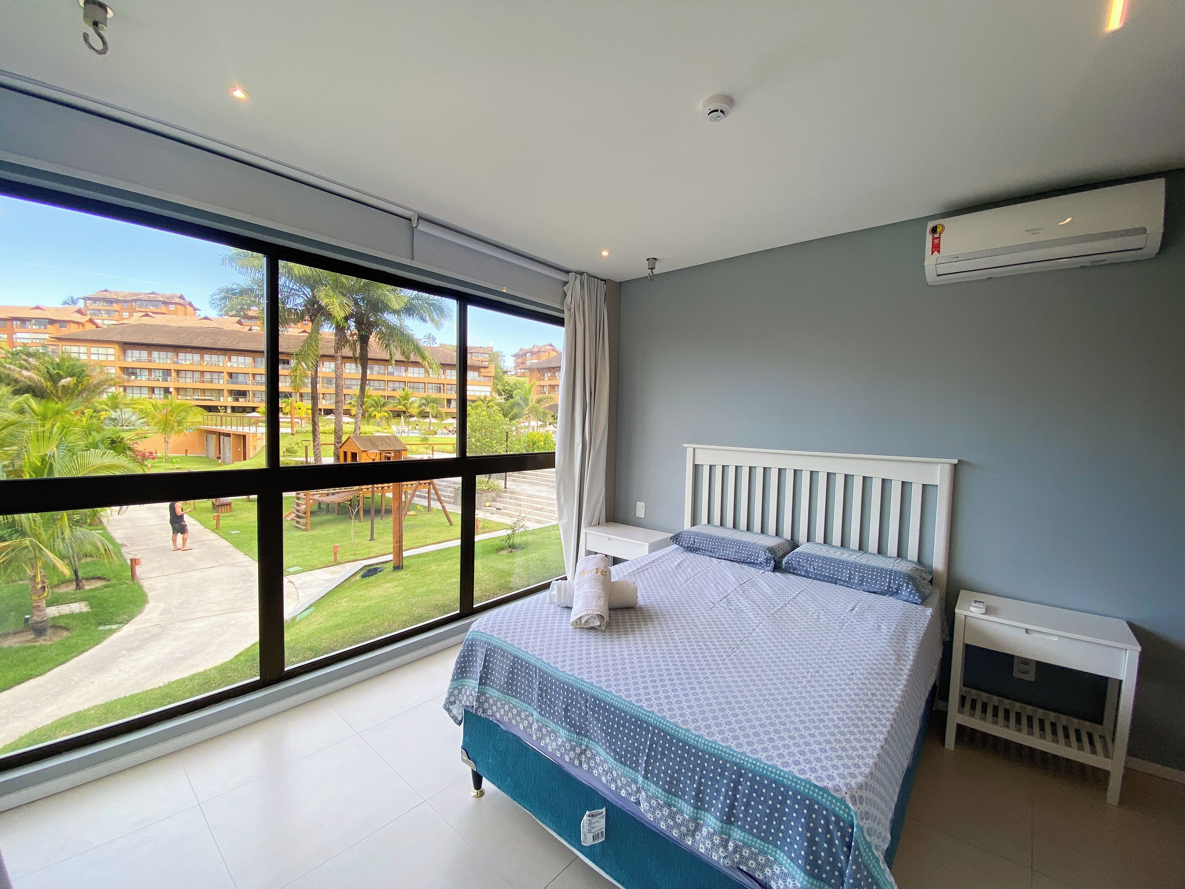 Premium Apartment, Resort View | 3 bedrooms, laptop workspace, blackout drapes, free WiFi