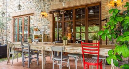 Quaint Cottage in Citta Della Pieve With Pool
