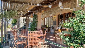 Cottage tiện nghi đơn giản, 2 phòng ngủ | Ban công