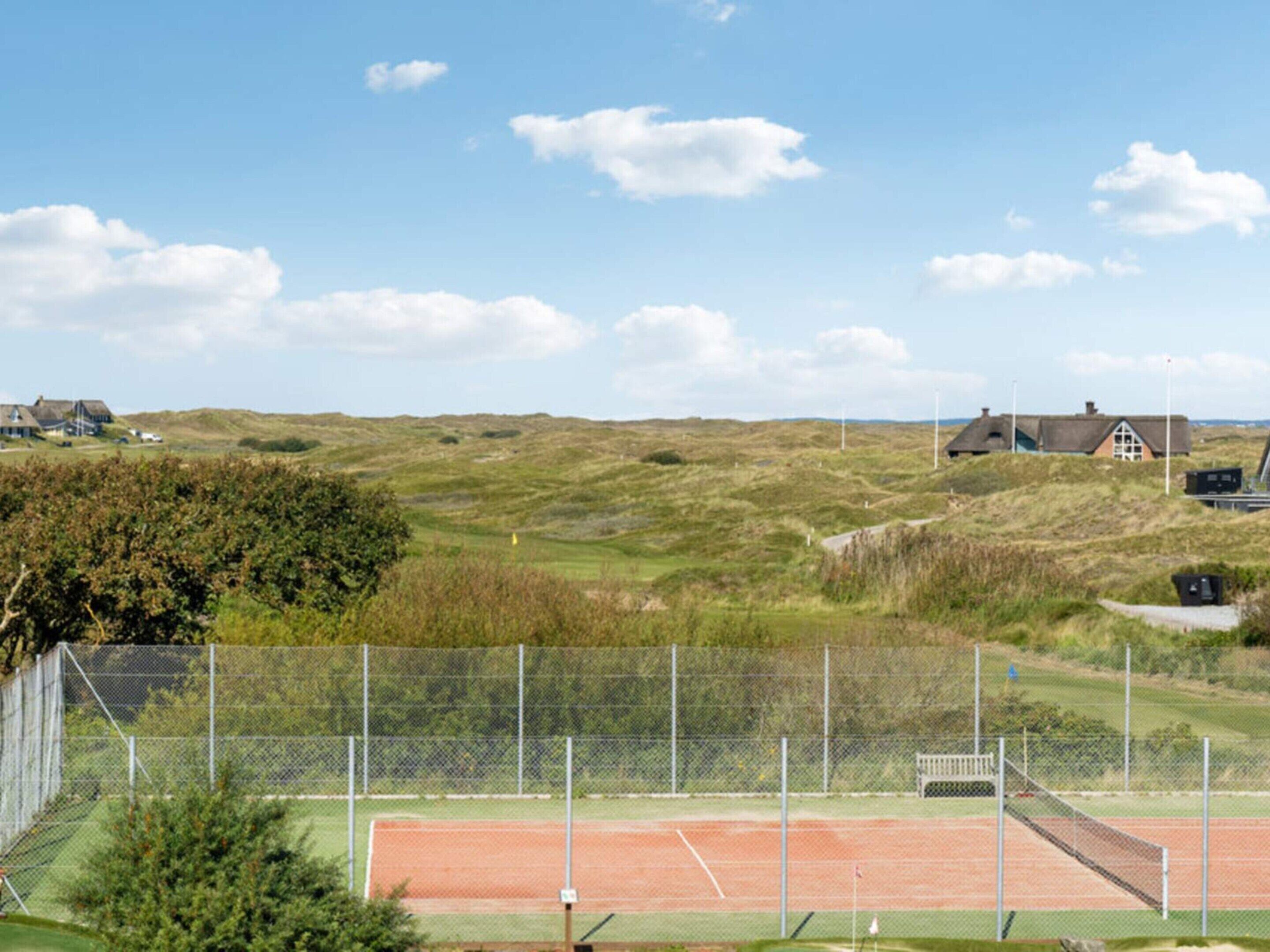 Classic House, 2 Bedrooms | Sport court