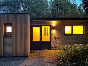 Exterior - Tranquil Holiday Home in the Middle of Nature (Zelhem)