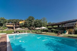 Romantic Cottage, 1 Bedroom | Pool | Outdoor pool, a heated pool - Comfortable Cottages in Loro Ciuffenna (Terranuova Bracciolini)