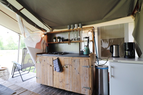 Comfort Tent, 2 Bedrooms | Private kitchen | Coffee/tea maker, fridge, electric kettle