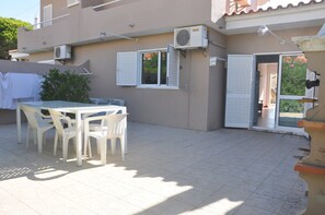 Villa Confort, 3 chambres | Balcon