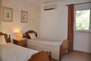 クラシック ヴィラ 3 ベッドルーム | 6 室のベッドルーム、客室ごとに異なるインテリア、アイロン / アイロン台、ベッドシーツ