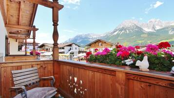 Chalet Comfort, 4 kamar tidur | Balkon