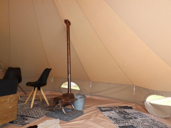 Deluxe-Zelt, 1 Schlafzimmer | Wohnzimmer