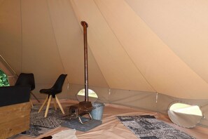 Classic Tent, 2 Bedrooms | Living room