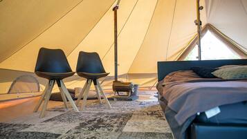 4 slaapkamers, individueel gemeubileerd, beddengoed