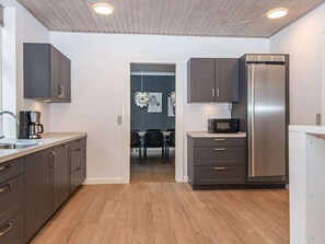 Classic House, 4 Bedrooms | Interior
