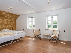 Maison classique, 4 chambres | Intérieur