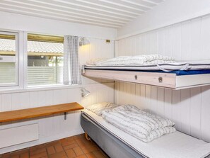 15 bedrooms - 6 Person Holiday Home on a Holiday Park in Hanstholm (Hanstholm)