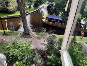 Classic Apartment, 2 Bedrooms | View from property - Lodge in Giethoorn With Breakfast (Giethoorn)