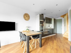 Comfort House, 2 Bedrooms | Dining - Attractive Holiday Home in Gorp and Roovert Estate (Goirle)
