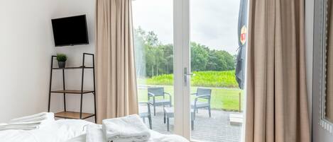 4 habitaciones, muebles diferentes y ropa de cama