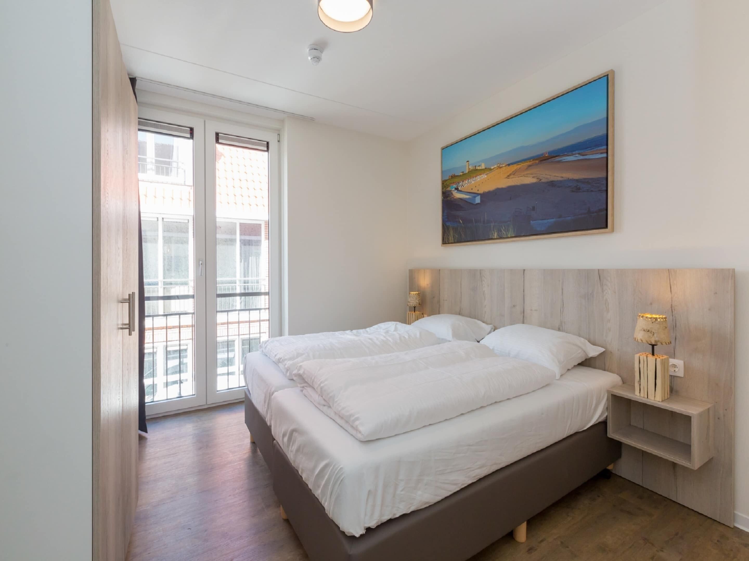 Superior Apartment, 2 Bedrooms | 17 bedrooms, bed sheets