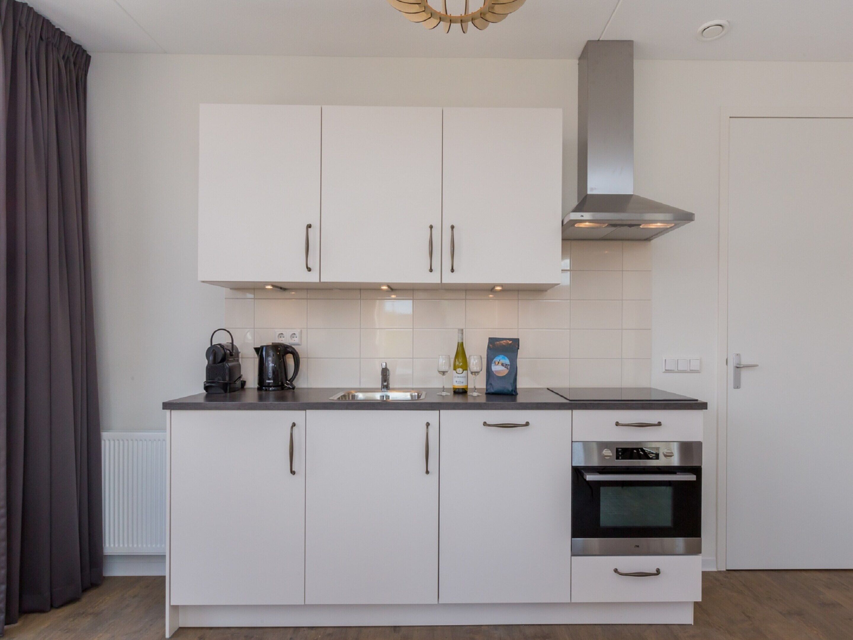 Dishwasher, coffee/tea maker, electric kettle, high chair