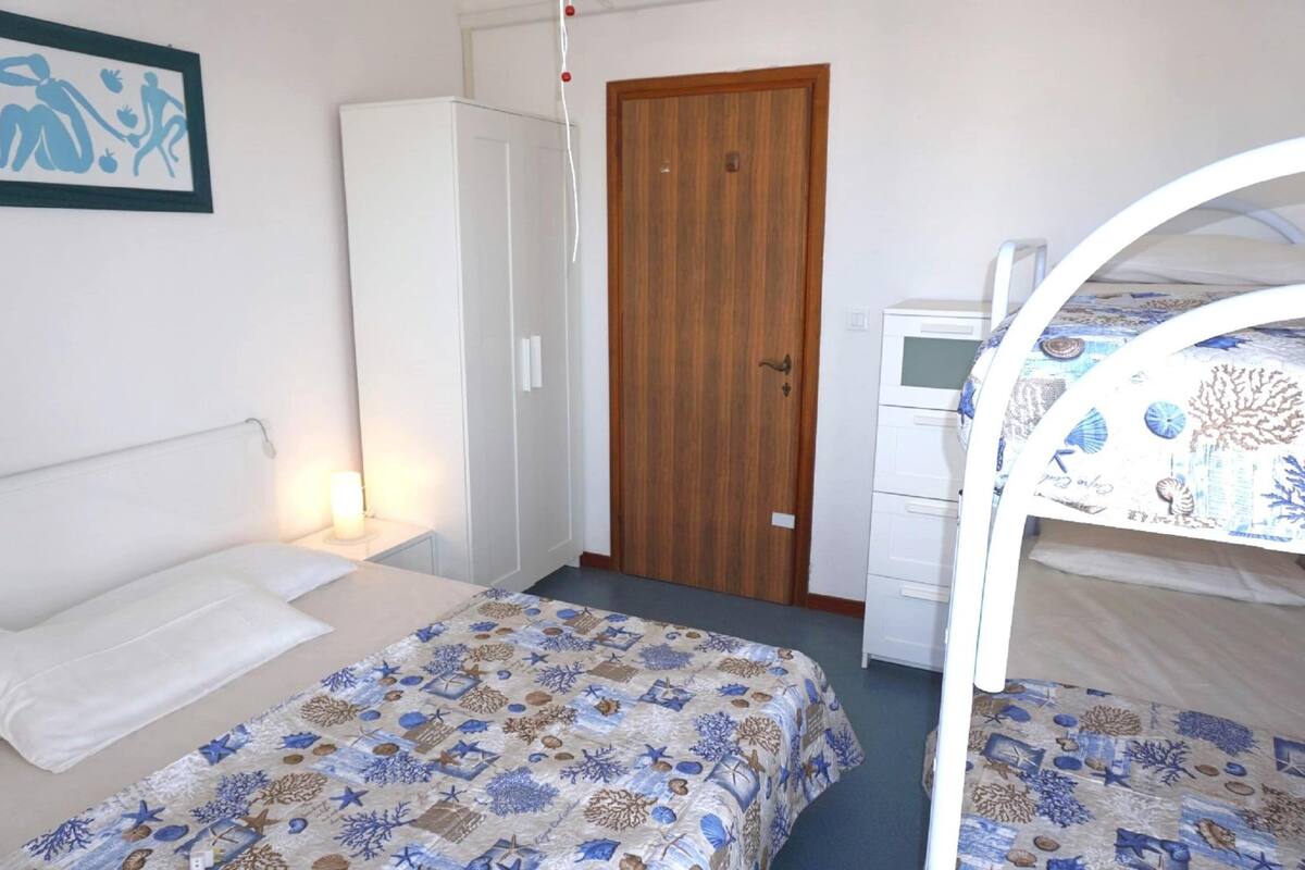 2 chambres, ameublement personnalisé, draps fournis