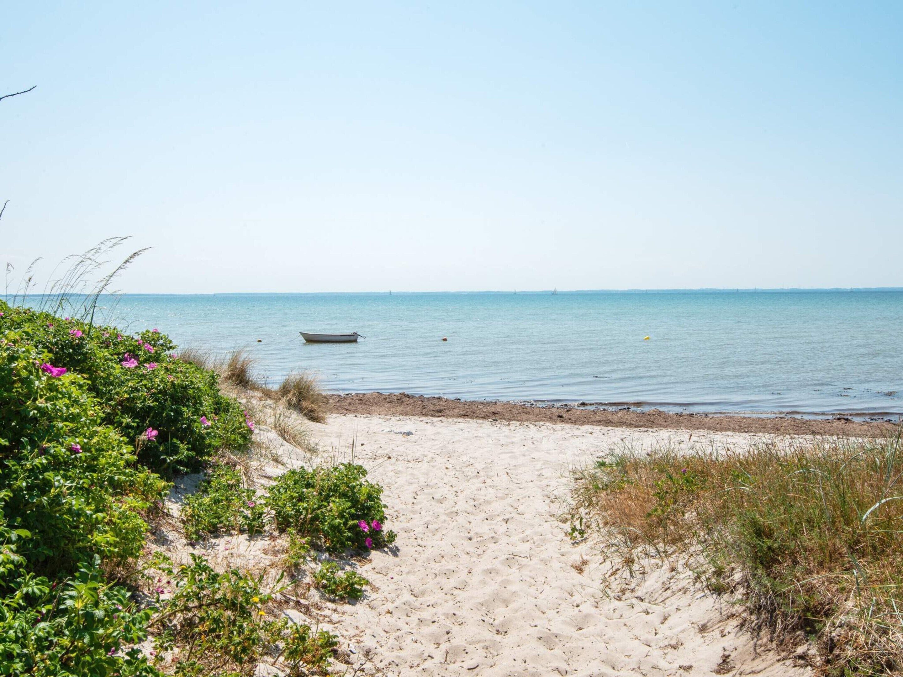 Classic Apartment, 2 Bedrooms | Beach