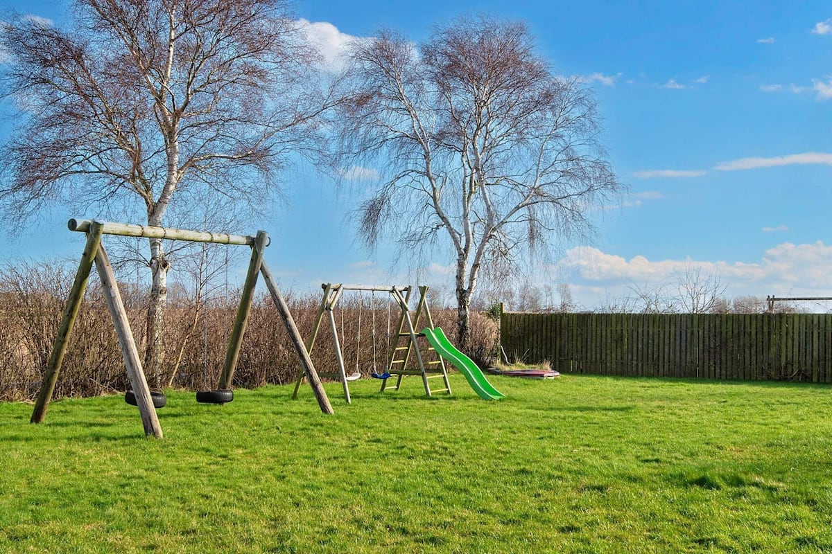 Classic House, 3 Bedrooms | Children's area
