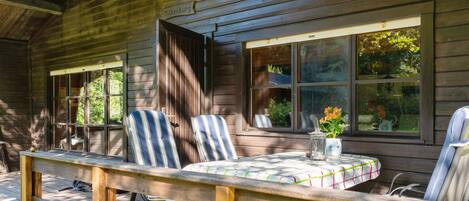 Comfort House, 2 Bedrooms | Balcony