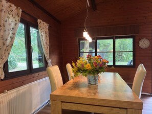 Maison Confort, 2 chambres | Restauration