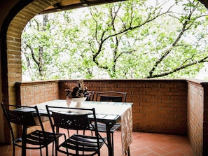 Comfort House, 2 Bedrooms | Balcony