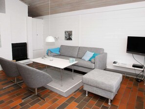 Interior - 6 Person Holiday Home on a Holiday Park in Hanstholm (Hanstholm)