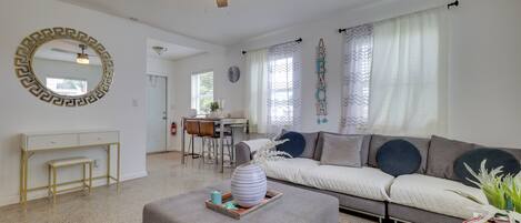 House (1 Bedroom) | Interior