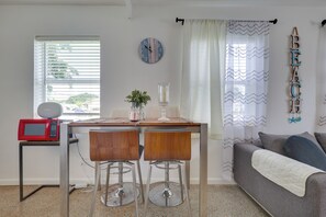 House (1 Bedroom) | Interior - 3 Mi to Beach: Quaint Home w/ Patio in Hollywood (Hollywood)