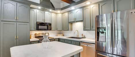 Rumah (4 Bedrooms) | Interior